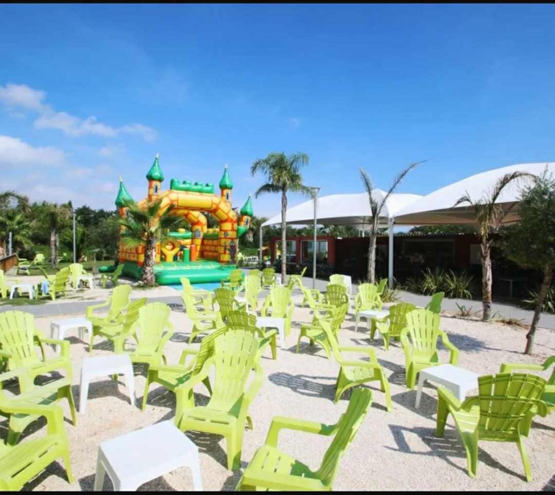Camping Le Clos Du Thym - อาร์เจเลส-ซัวร์-แมร์ ภายนอก รูปภาพ